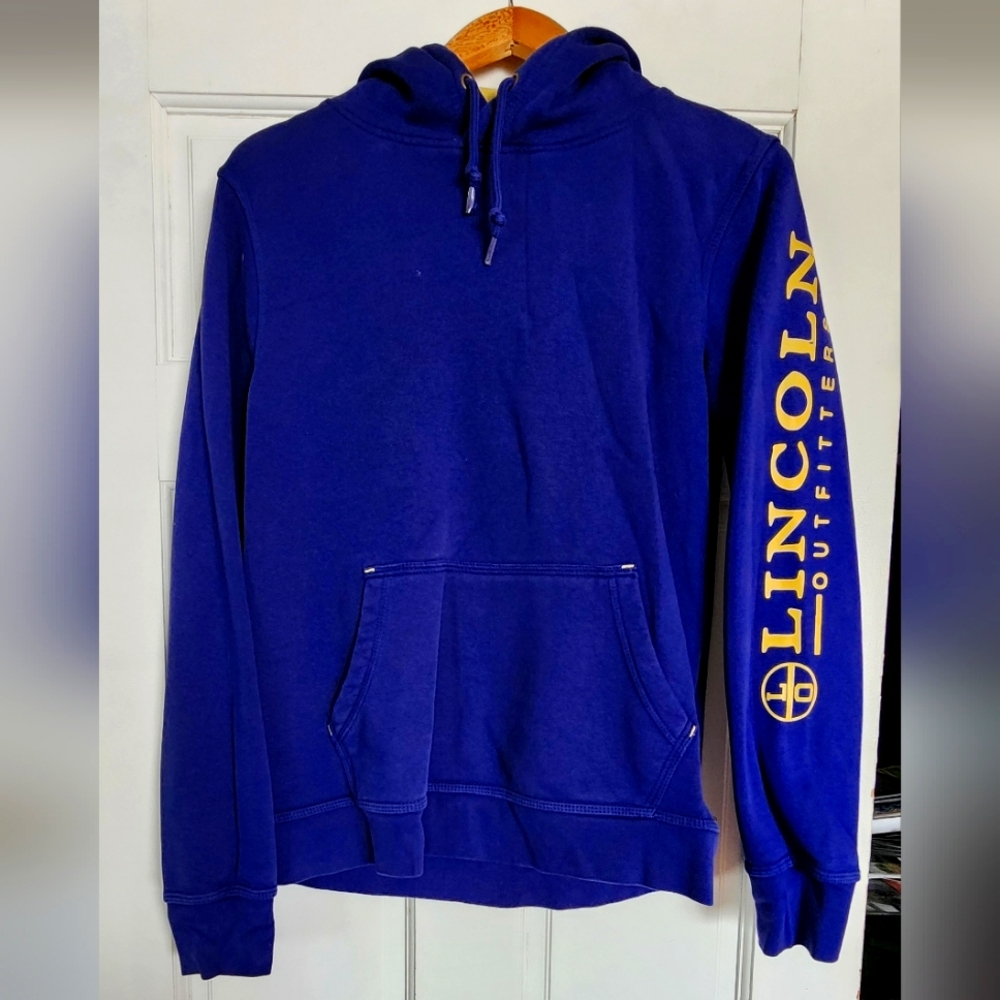 Lincoln Outfitters hoodie